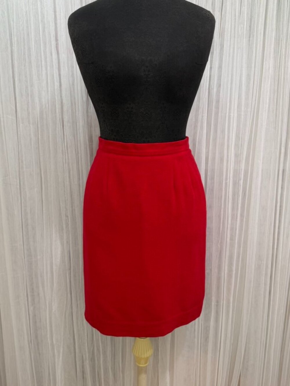 VTG Doncaster Women's Size 12 Red 100% Wool Pencil Skirt USA Classic Career
